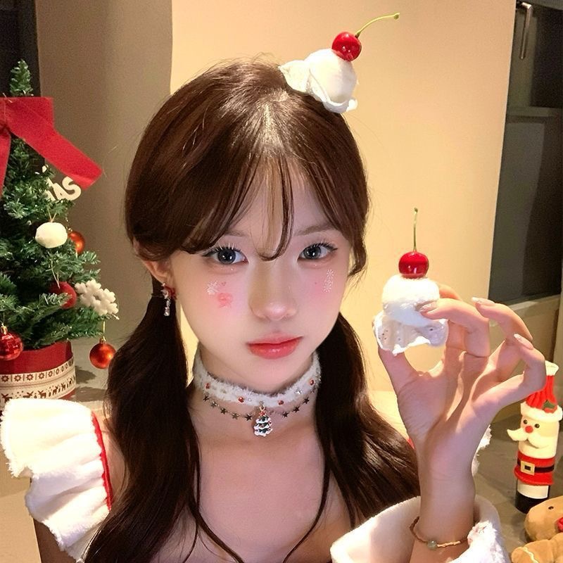 1個入り。可愛らしいチェリーケーキ柄のヘアクリップ。甘いレー - Hair Care Lotion のレビューと価格